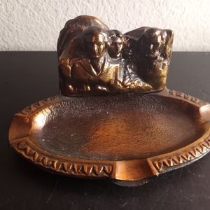 GORGEOUS MCM Coppercraft Mt Rushmore Sculptural 5" Ashtray
